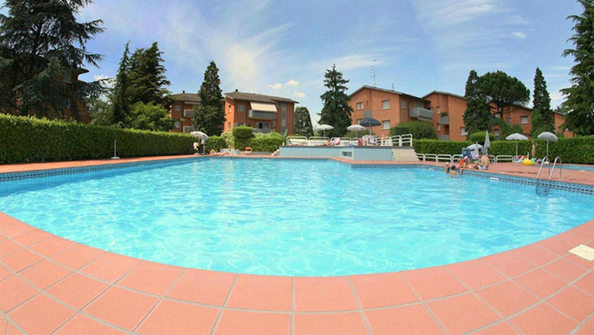 Cappuccini Appartments Peschiera del Garda Bagian luar foto